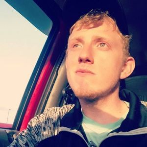 Meet your Posher, Derrick